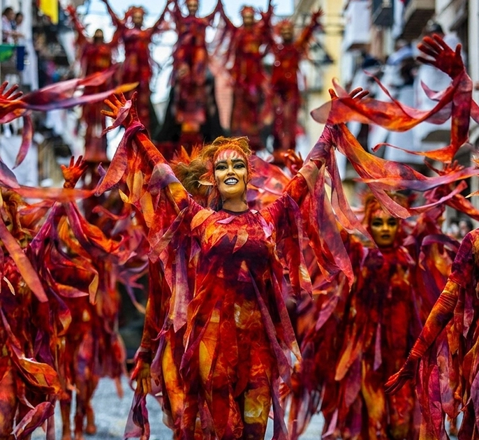 traditional-fiestas-costa-blanca-festivals-parades-celebrations